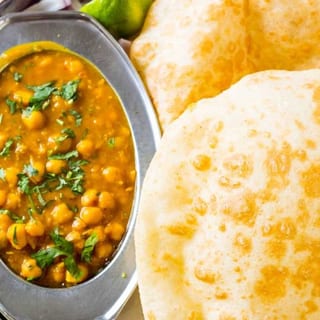 Chhole Bhatura